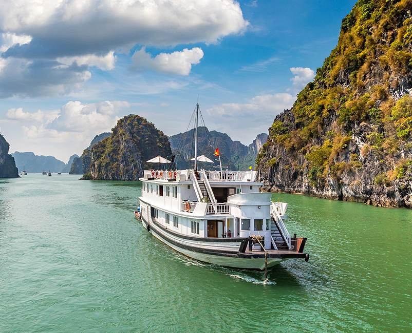Vietnam Adventure Quest with Halong Bay